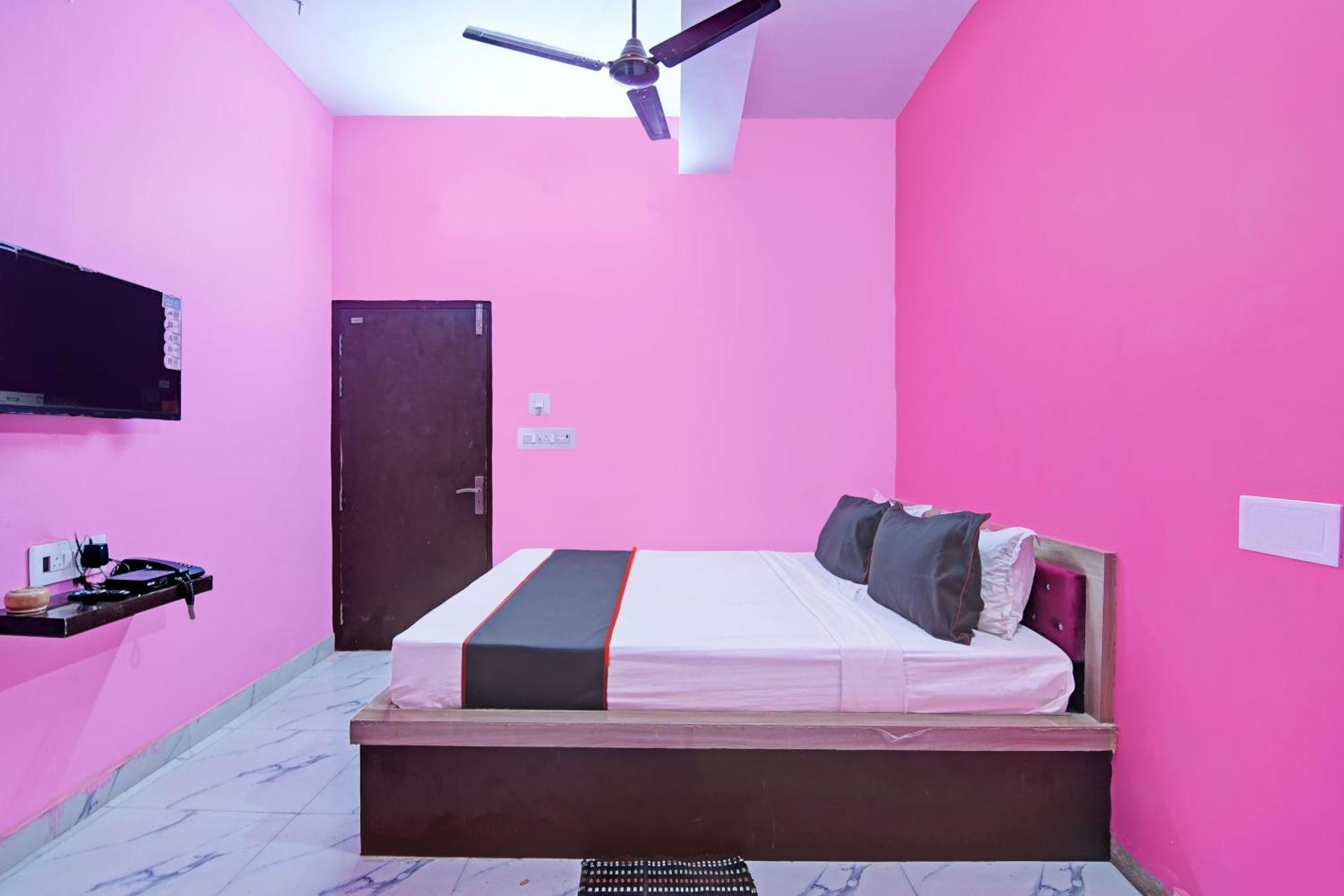 כלכותה Collection O Shyamali Guest House מראה חיצוני תמונה